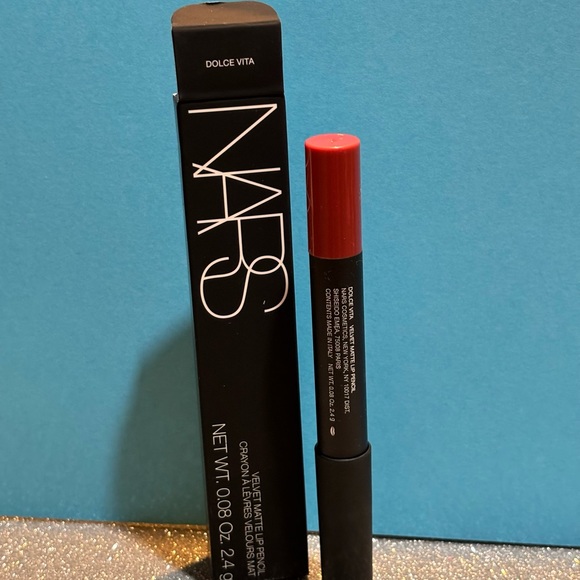 BNIB! NARS Velvet Matte Lip Pencil in DOLCE VITA 👄 - Picture 3 of 8